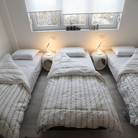 Apartment Wave: Luxury Retreat with Sauna & Secure Parking Slavonski Brod Exterior photo