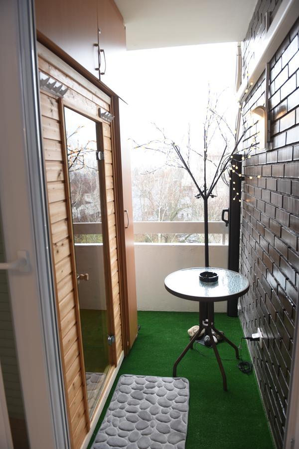 Apartment Wave: Luxury Retreat with Sauna & Secure Parking Slavonski Brod Exterior photo