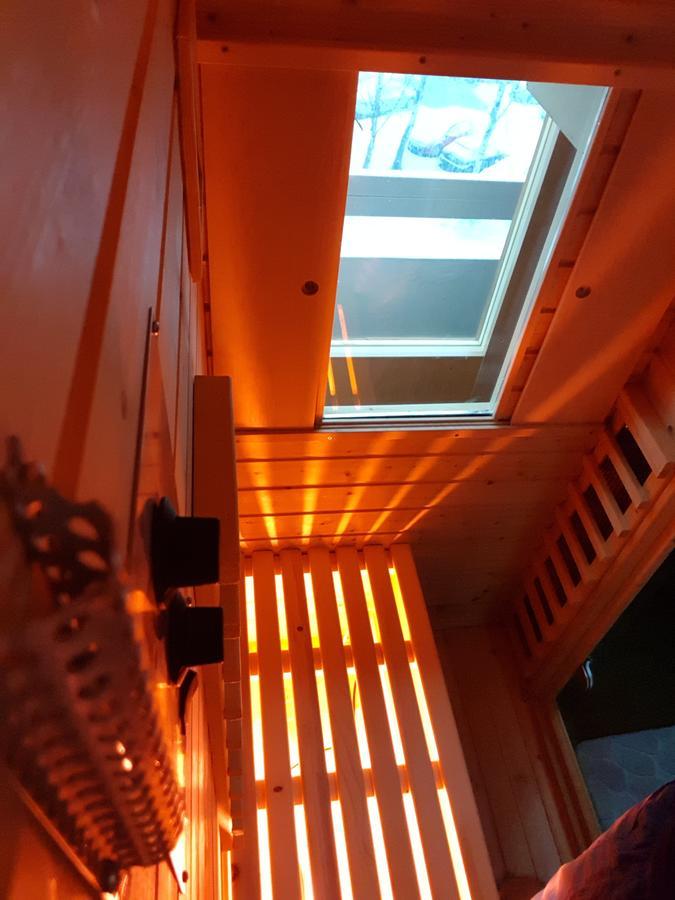 Apartment Wave: Luxury Retreat with Sauna & Secure Parking Slavonski Brod Exterior photo