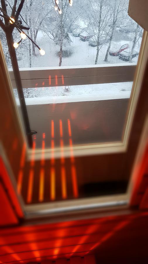 Apartment Wave: Luxury Retreat with Sauna & Secure Parking Slavonski Brod Exterior photo